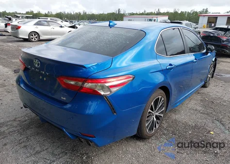 2019 Toyota Camry Se z USA, uszkodzony, nr VIN 4T1B11HK0KU166978
